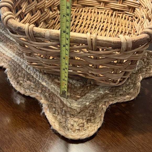 Natural Woven Gathering Basket - Picture 7 of 7